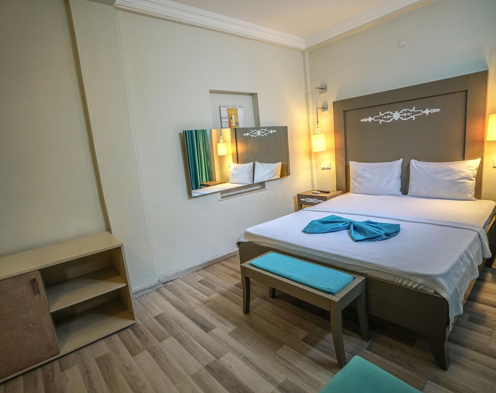 Sky Nova Hotel & Suites Bodrum Exterior foto