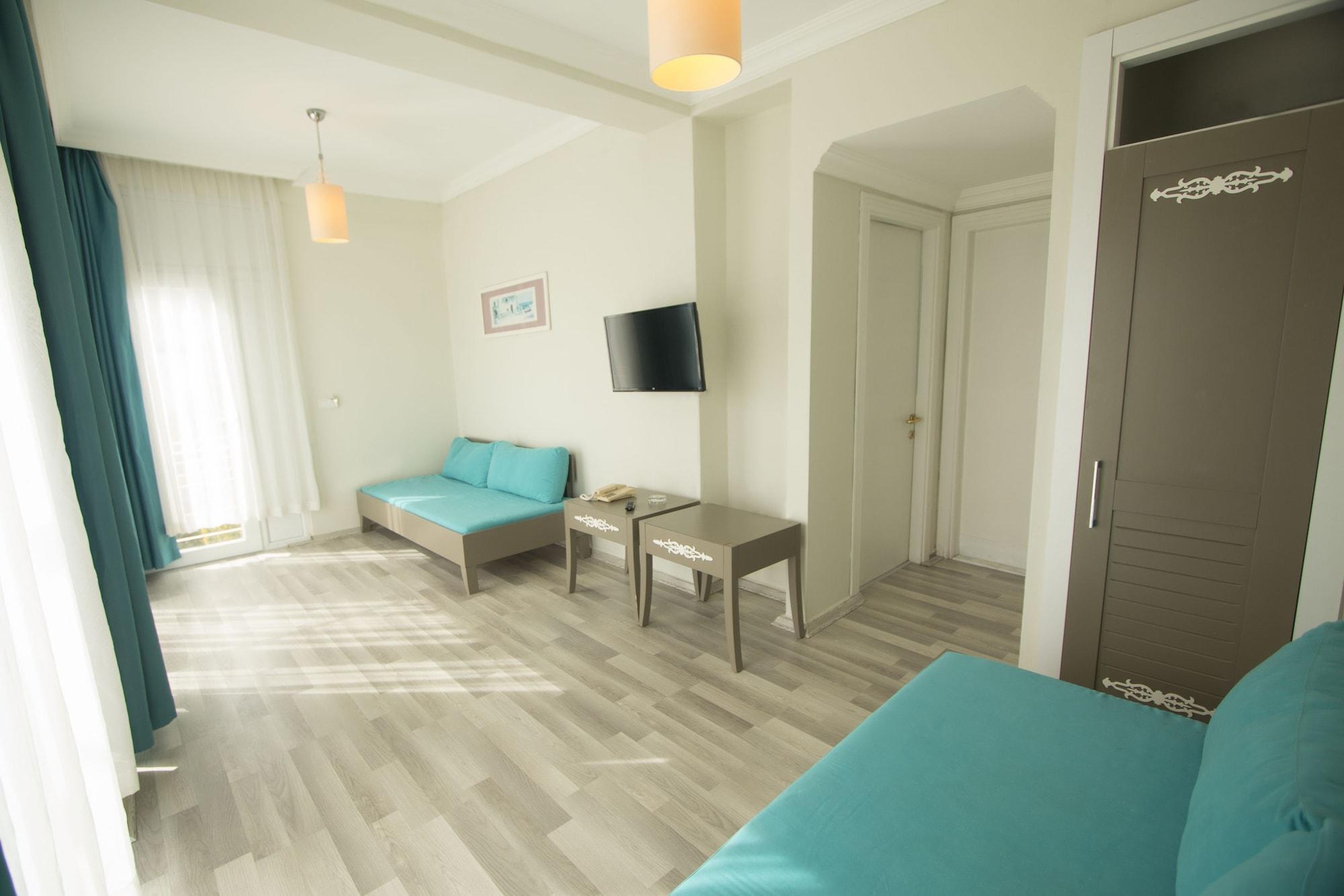Sky Nova Hotel & Suites Bodrum Exterior foto