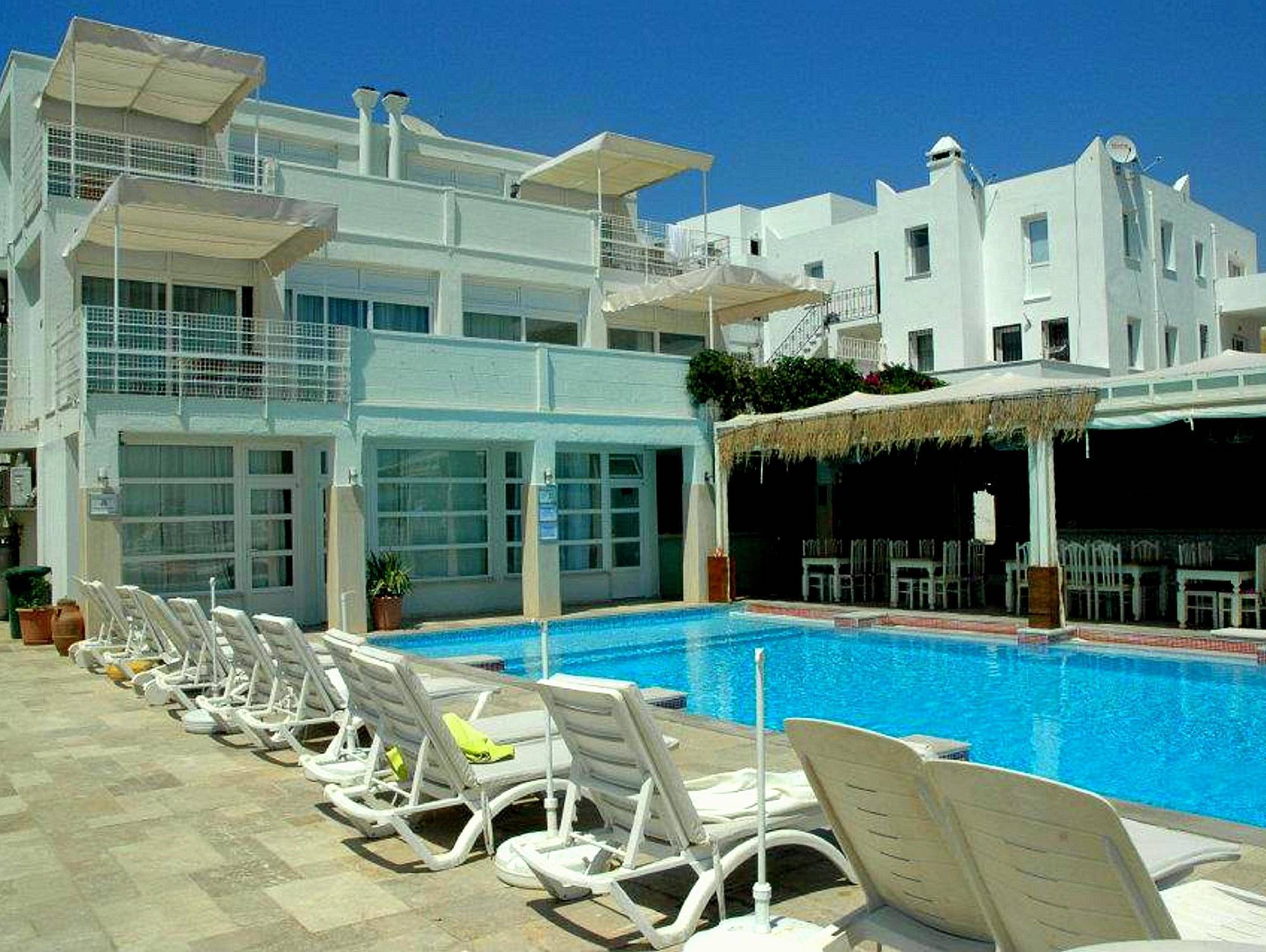 Sky Nova Hotel & Suites Bodrum Exterior foto